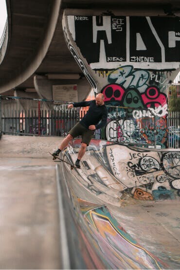 Andy nailing a FS Rock to Fakie